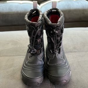 The North Face Alpenglow Lace Snow Boots (Little Kid)
